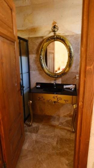 our black standard room Vacation rental in Kayseri, Türkiye