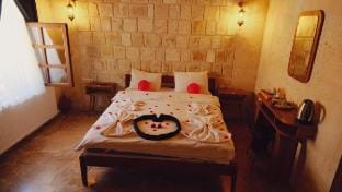 our black standard room Vacation rental in Kayseri, Türkiye