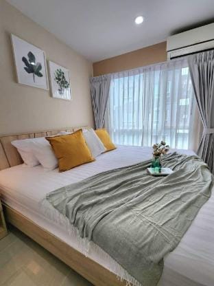 1000/500mbps 850m to BTS Onnut Vacation rental in Bangkok