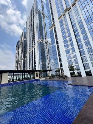 LUXURIOUS MODERN APARTMENT POLLUX MEISTERSTADT Apartment in Riau Islands, Indonesia