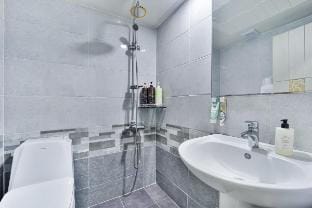 Pretty Seoul 301# Sillim Station #Popular host Vacation rental in Seoul