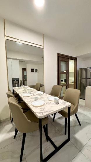 Scarlet by Eden | 3BR + Mall Access | BSD Vacation rental in West Java