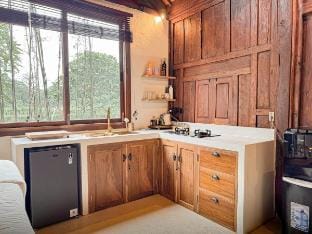 Studio Room Tumbak Bayuh, Pererenan Vacation rental in Kediri