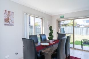 Spacious 4-Bedroom Home | Near University & Shops Vacation rental in Sydney