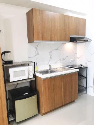 Condo3 @ Robinsons place + netflix + pool Vacation rental in Manila City