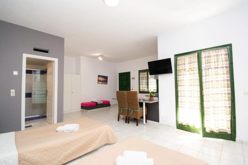 Aquarius Apartments "by Checkin" Hotel in Crete
