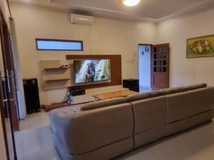 Villa egha puncak Villa in Cisarua