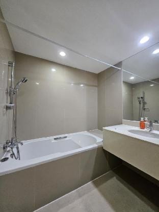 Kuma Asoke Apartment in Bangkok