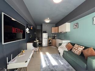 Avida Towers Riala T1 | L&D Stays | Coffee Machine Apartment in Lapu-Lapu City