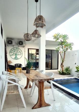 Villa TJ Subali 3 Bedroom Private pool Vacation rental in North Kuta