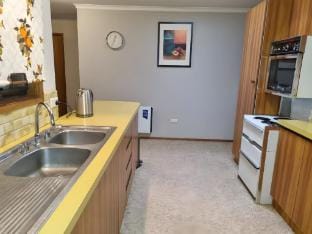 Apollo Bay Holiday House on Nelson Vacation rental in Apollo Bay