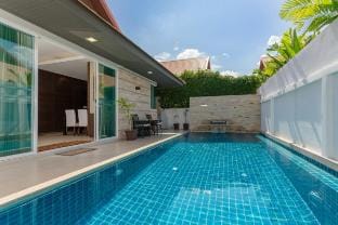 Luxury Pool Villa A23 / 3BR / 8 Persons Vacation rental in Pattaya City