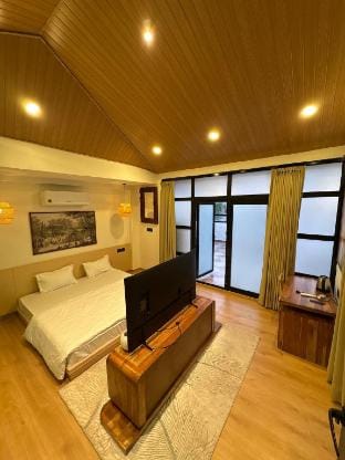 Manihar Farm Jaipur - Indo Chinese room Vacation rental in Rajasthan