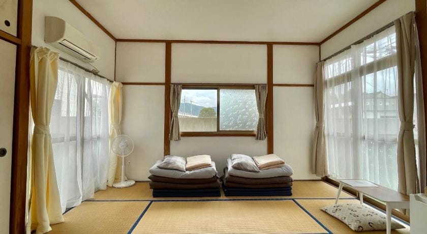 ゲストハウス花縁 - kaen Bed and Breakfast in Japan