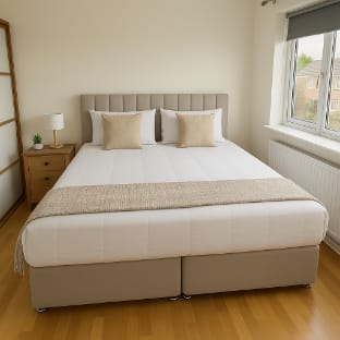 4-Bed Home in Maidenhead/WiFi/Close to M25 & M4 Vacation rental in Maidenhead