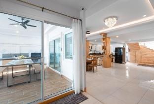 City Center Pool Villa 6BR/Sauna/Pool table Vacation rental in Pattaya City
