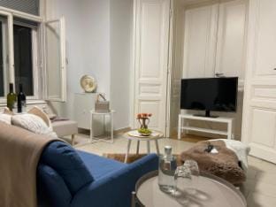 Luxury Serviced 3-BR Flat in Vienna's 1st District Vacation rental in Vienna
