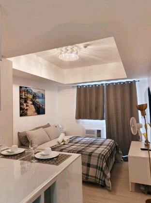 M & R Staycation Condo Apartment in Calabarzon