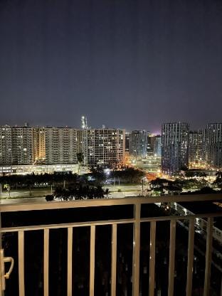 The Ren Suite Facing Sunrise/City View Vacation rental in Pasay