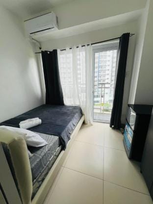 Tagaytay Staycation Amenity view By CATtitude 8th Apartment in Tagaytay