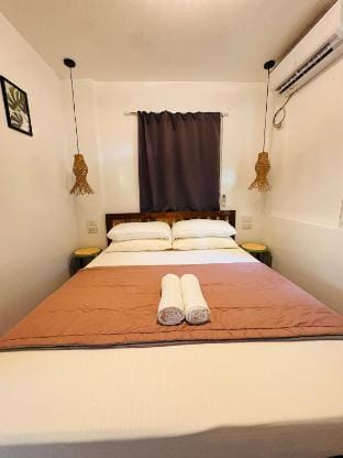 Central stay | Wi-Fi | Garden Vacation rental in General Luna