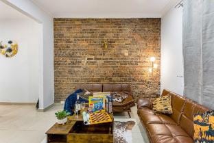 3BR Retro Escape w/ 2E-Scoots • Near ICC & Darling Vacation rental in Sydney