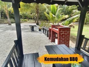 Homestay An Nur Bukit Pasir Muar. Chalet in Johor