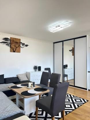 Light & Wood Design - 89 m2 Apartment in Prague Apartment in Prague