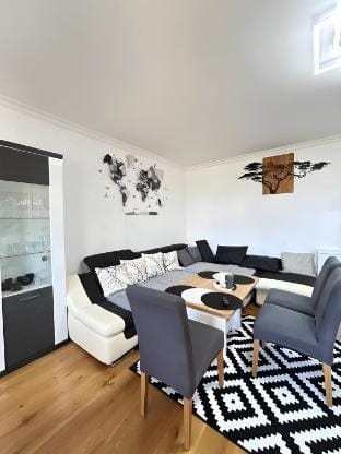 Light & Wood Design - 89 m2 Apartment in Prague Apartment in Prague