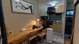 大阪市西成区民宿-梅香baiko/可住6人/花园町站10分钟/天下茶屋站15分钟/地铁直达难波心斋桥 Vacation rental in Osaka
