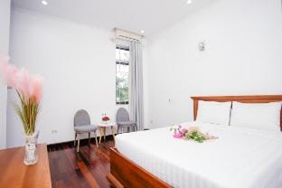 Kevin Villa -100m from Danang beach, swimming pool Villa in Da Nang