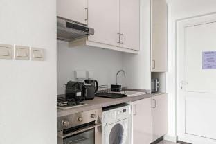 Silkhaus Seaside Studio | Palm Views West Tower Vacation rental in Dubai