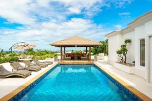 Sunset View Pool Villa 7BR/Sauna/Billiard/Dart/BBQ Vacation rental in Pattaya City