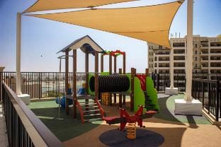 Deluxe furnished king studio, New Marina Residence Vacation rental in Ras al Khaimah