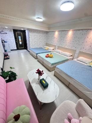 Kunming 705 Apartment in Taipei City