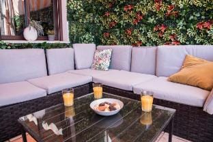 Penthouse with views and parking Vacation rental in Seville