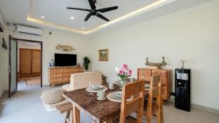The Lange Estate by Villa Finder Villa in Kuta