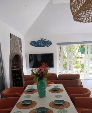*Quiet 2BR Villa w/ Garden & Private Pool V198 Vacation rental in Ko Samui