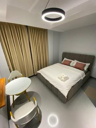 Decacia-Your home to stay Vacation rental in Angeles