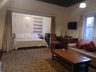 Raj Bagh Houses Vacation rental in India