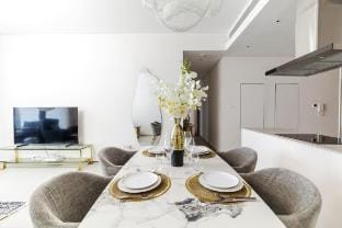 Panoramic Sea & Palm Views Address Beach Resort Apartment in Dubai
