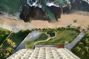 3BR Apartment with Sea View, WIFI, Pool & Gym Apartment in Galle