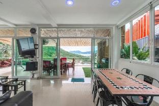*4BR Relaxing with Best Views in Patong V199 Villa in Patong