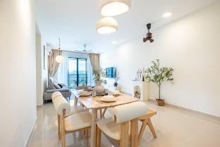 Le Blanc Balloon Aradia 8min to Batu Caves Vacation rental in Federal Territory of Kuala Lumpur