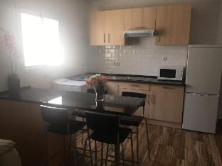Bus-Train Station&Private bathroom&Close to beach Vacation rental in Malaga