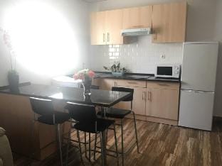 Private bathroom-Train-Bus Station-Close to beach Vacation rental in Malaga