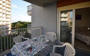 Gorgeous Bright Apartment in a Poolside Residence Apartment in Lignano Sabbiadoro