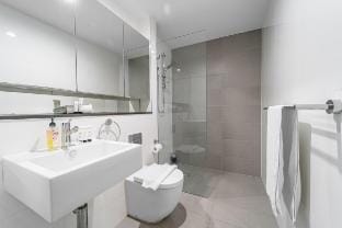 Waterloo 2Br Modern Apartment Nature Park Vacation rental in Sydney