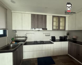 Staycation Homestay 74 Viva Jazz 1 near Tabuan Apartment in Kuching