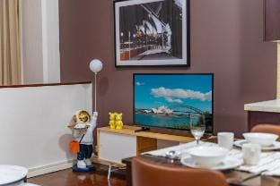 Sydney CBD 1Br with Pool/Spa/Gym by ICC/Chinatown Vacation rental in Sydney